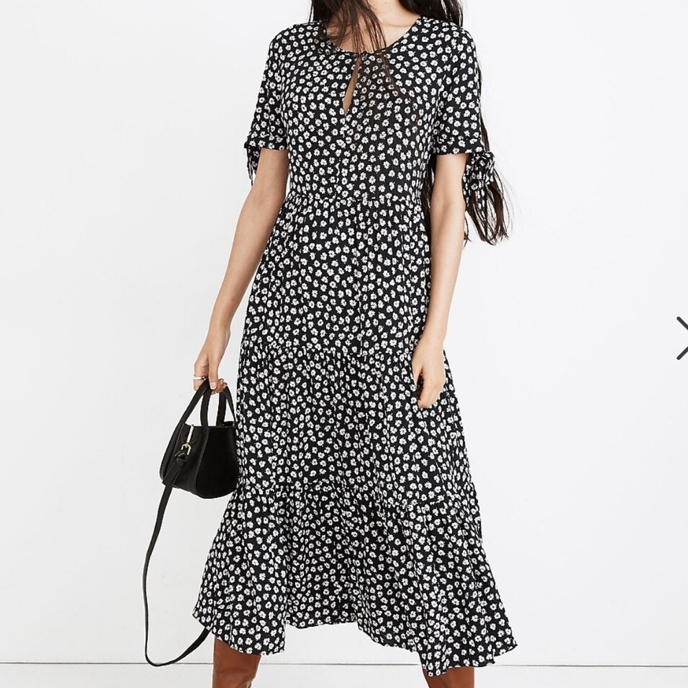 Madewell Black With Wood Cut Flowers Thai Sleeved Tiered Midi Dress